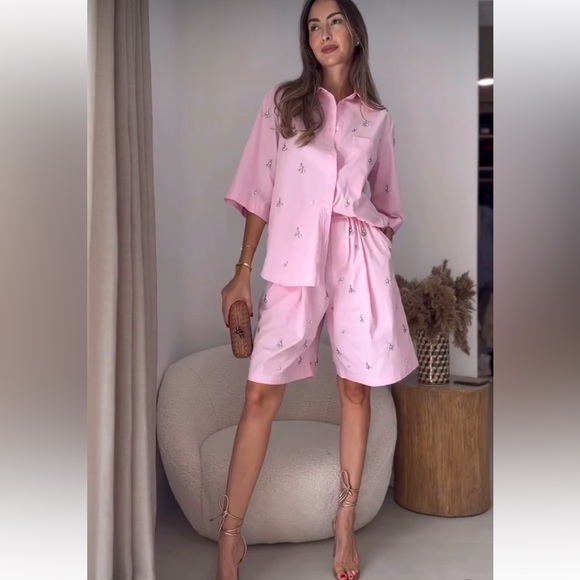 🦋 BLOGGERS FAVORITE 🦋 ZARA JEWELED BERMUDA SHORTS SIZE M - Picture 15 of 15